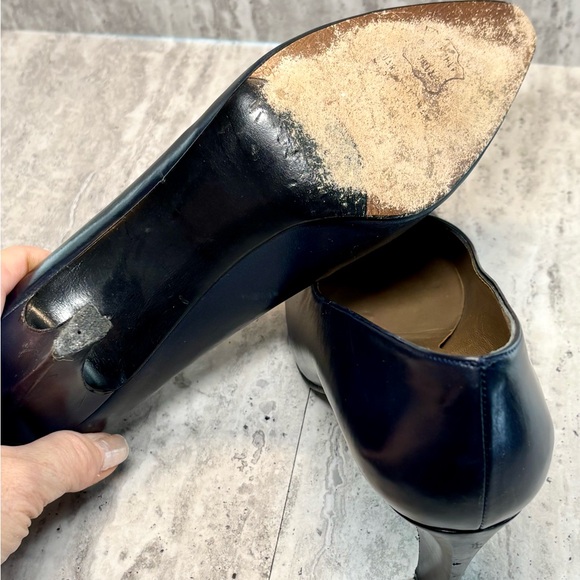 Stuart Weitzman Navy Blue Leather Heels Pumps Sz 7AA - Picture 9 of 9